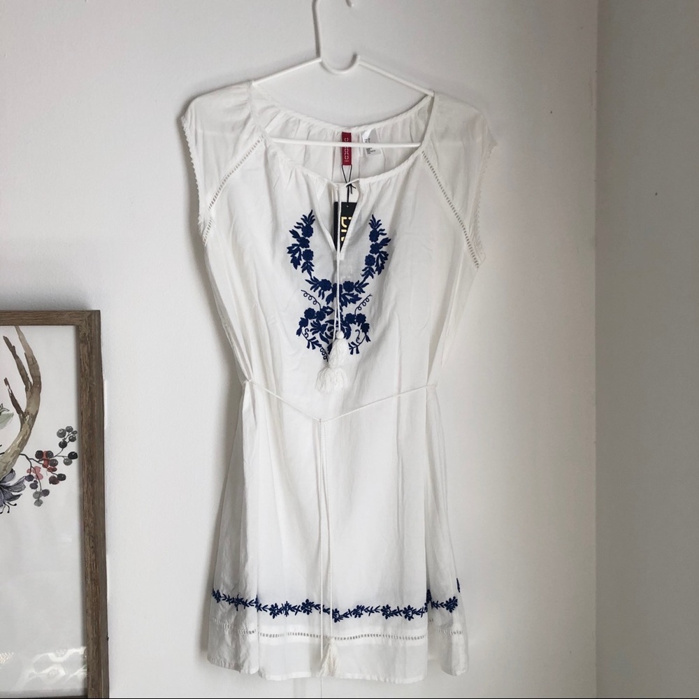 🏷NWT H&M White Tunic Embroidered Dress 6